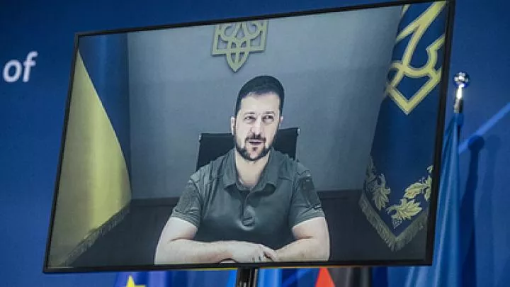 Уважение к ООН и возмещение убытков: Зеленский назвал условия переговоров с Россией