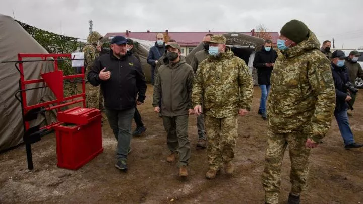 Зеленский призвал пограничников готовиться к перекрытию границы Донбасса с Россией