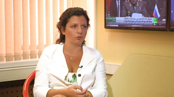 За сорок дней я отрастила себе опухоль . Маргарита Симоньян честно рассказала о раке, депрессии и тоске по мужу