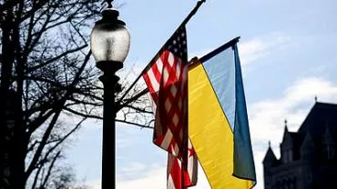 Нищий форпост: перекроют ли США финансирование Украине