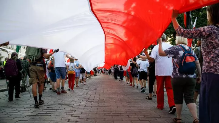 Варшава обвинила украинского посла Мельника в оправдании действий Бандеры