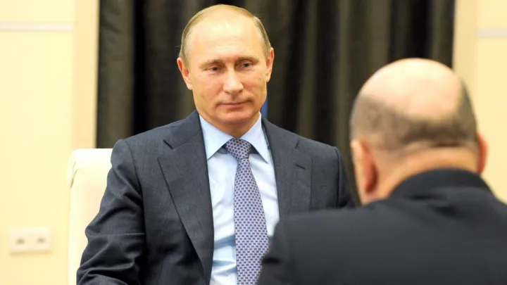 20 млрд руб. украли, сделать ничего не получается: Доклад Мишустина Путину