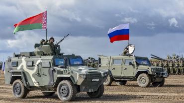 Нацисты "Азова"* со страхом ждут выборов в России: Белоруссия может вступить в СВО