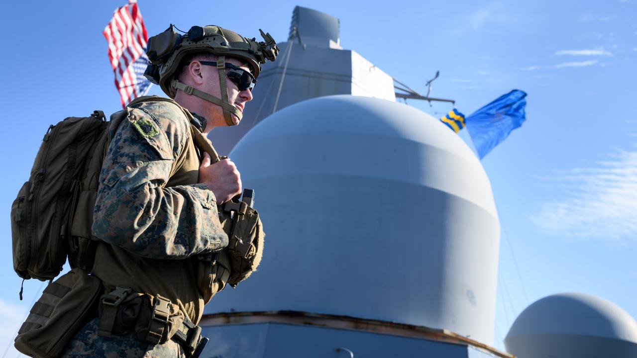 наемники сталкер мемы. наемники сталкер страйкбол. наемника никто не ждет. осведомитель сталкер. морган сталкер зов припяти.