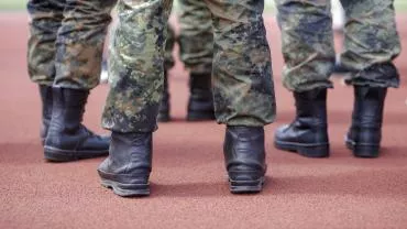 В Литве хотят объявить всеобщую военную службу