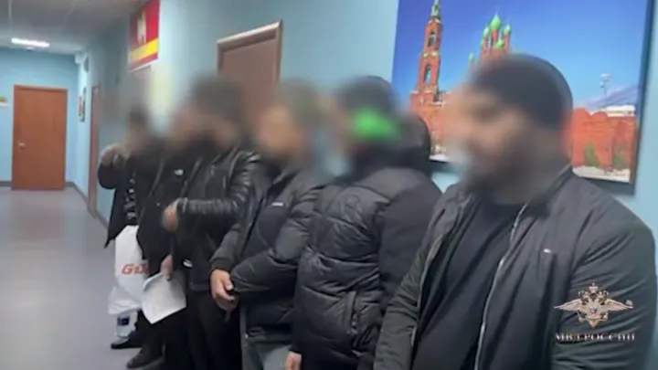 Руки за голову, лежать. Громкое задержание на Урале. Этническая банда обчищала бойцов СВО