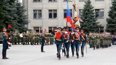 Глава ЛНР принял присягу у первых призывников Народной милиции