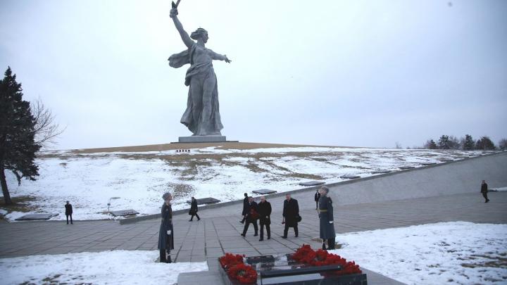 Россия не для русских: Исламист посягнул на Родину-мать и другие похождения мигрантов