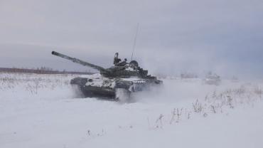 Танки стали главной жертвой, массированный налёт дронов ВСУ, НАТО целится в Калининград: Черная сводка СВО