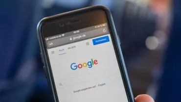 Google приостановил свою работу в Луганске