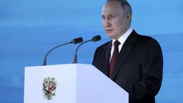 Россия переориентирует экономику на новые рынки – Путин 