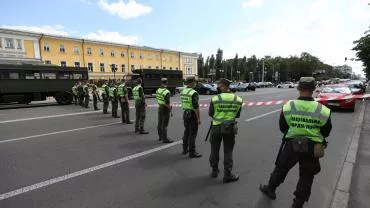 Пьяный полковник СБУ с автоматом скрылся от полиции на машине — источник