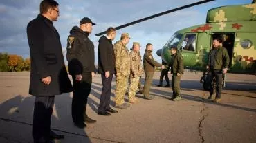 Зеленскому в Донбассе показали оружие против дронов